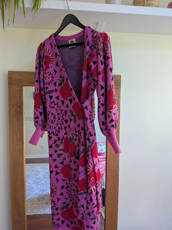 FARM Rio Dresses & Skirts - Farm Rio Pink Apple Snake Print Knit Wrap Dress, M